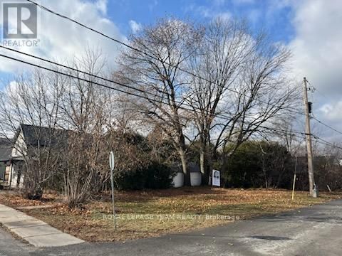 117 OXFORD STREET EAST STREET N North Grenville ON K0G1J0