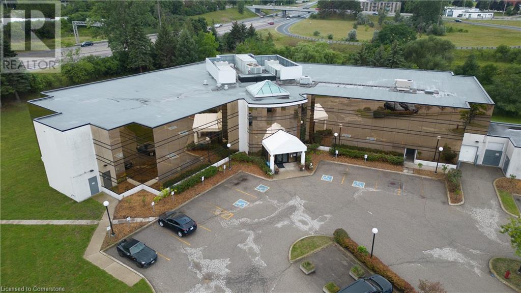 575 RIVERBEND Drive