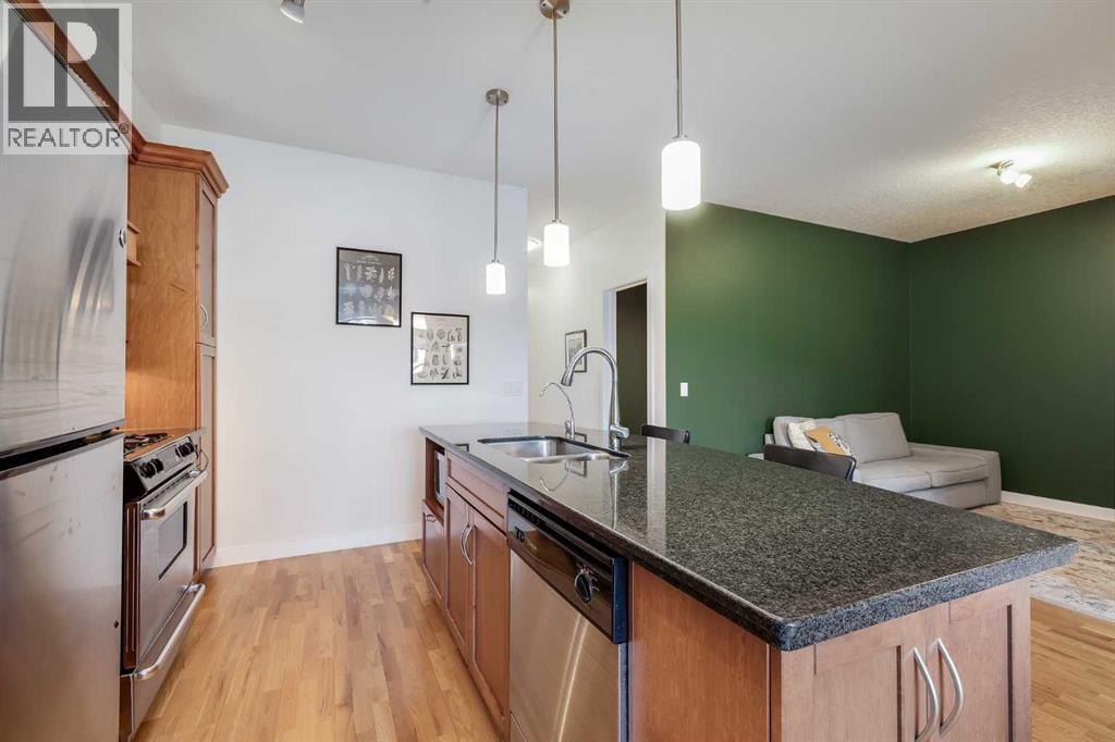 206, 1818 14 Street SW