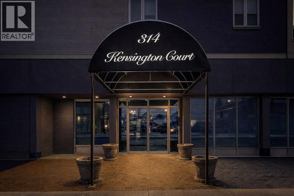 608, 314 14 Street NW