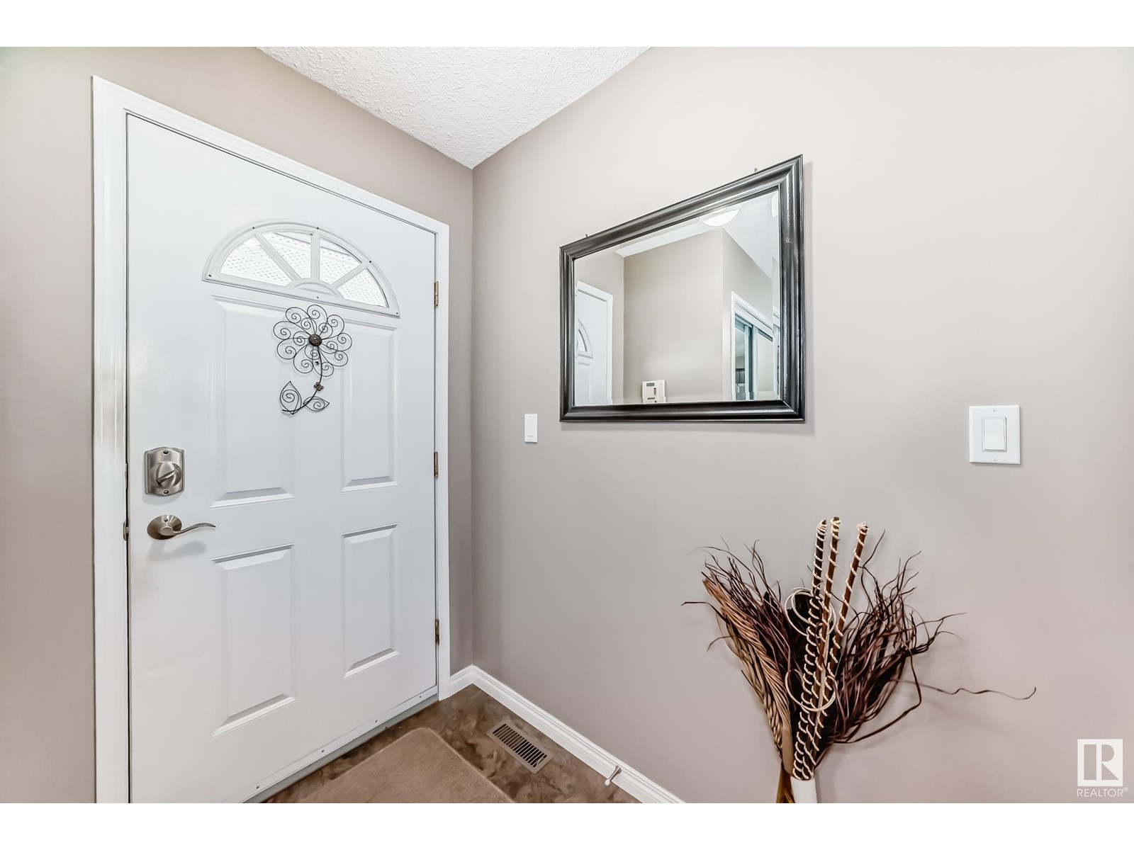 130 RAVINE VI
