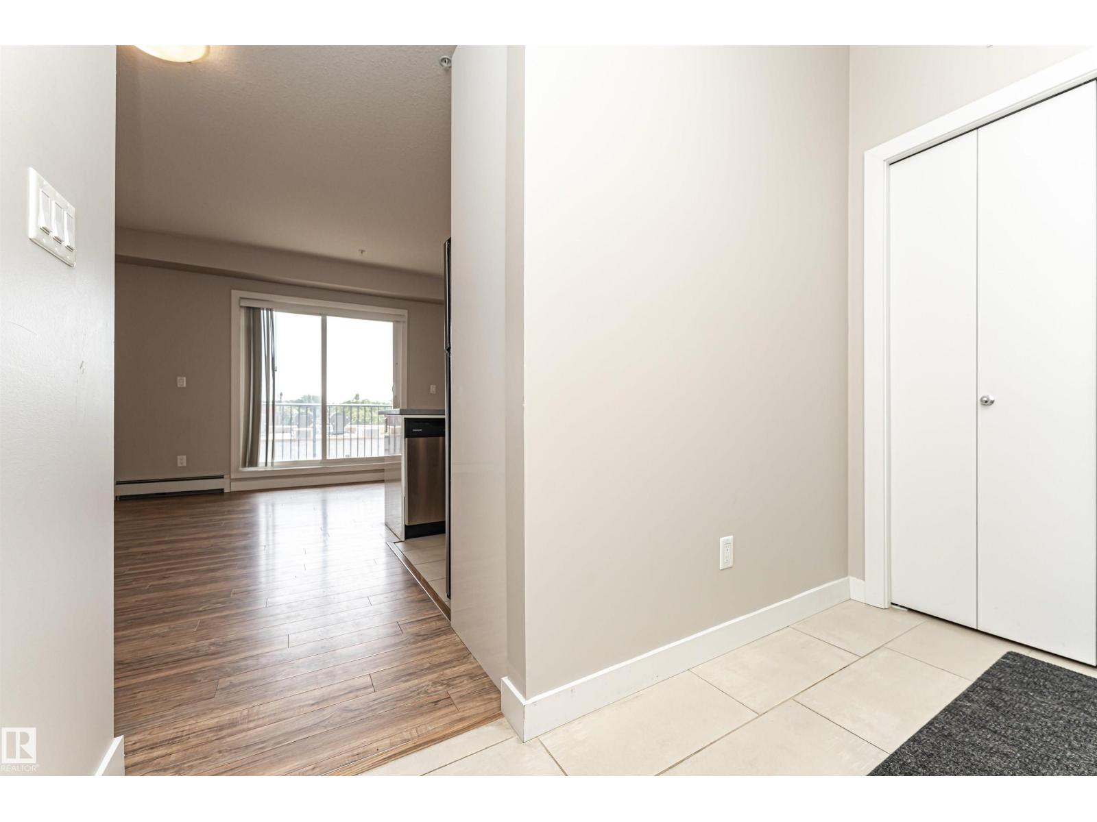#313 10418 81 AV NW