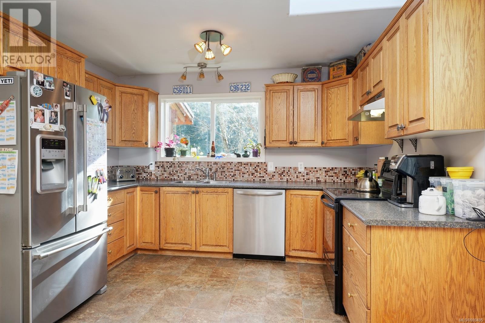 8035 Tugwell Rd
