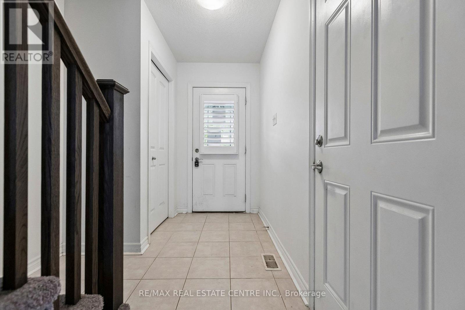 30 OLDFIELD DRIVE