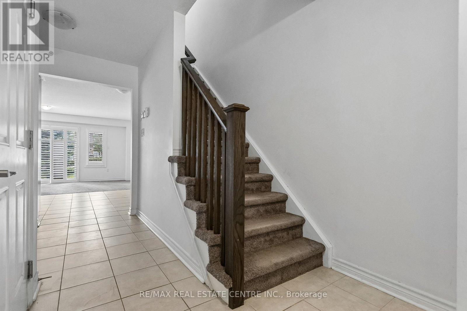 30 OLDFIELD DRIVE