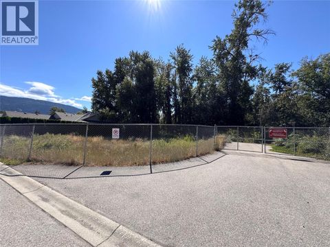 2200 53 Avenue Unit# 108 Vernon BC V1T9N8