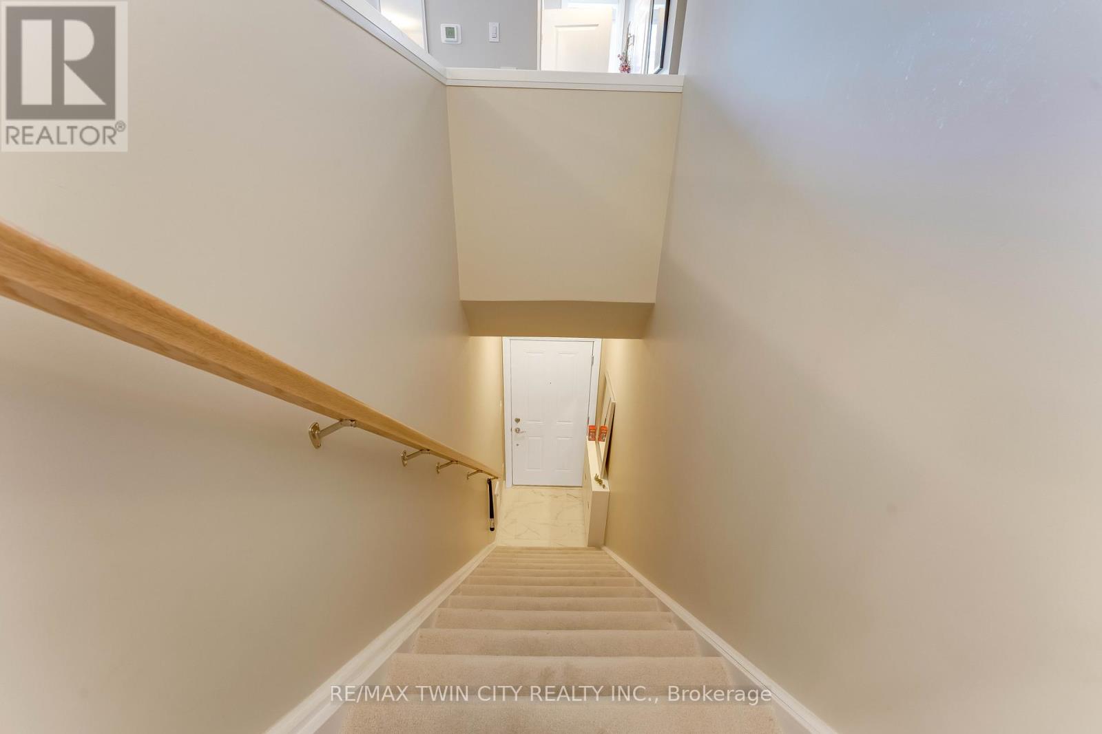 87 - 25 ISHERWOOD AVENUE