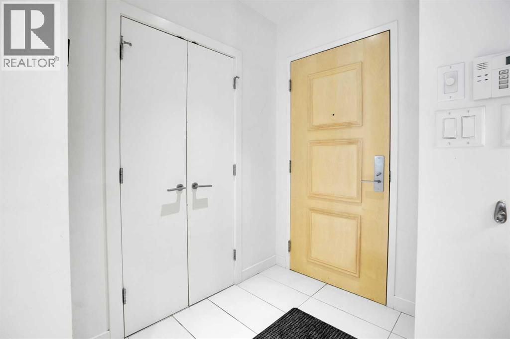 205, 701 3 Avenue SW