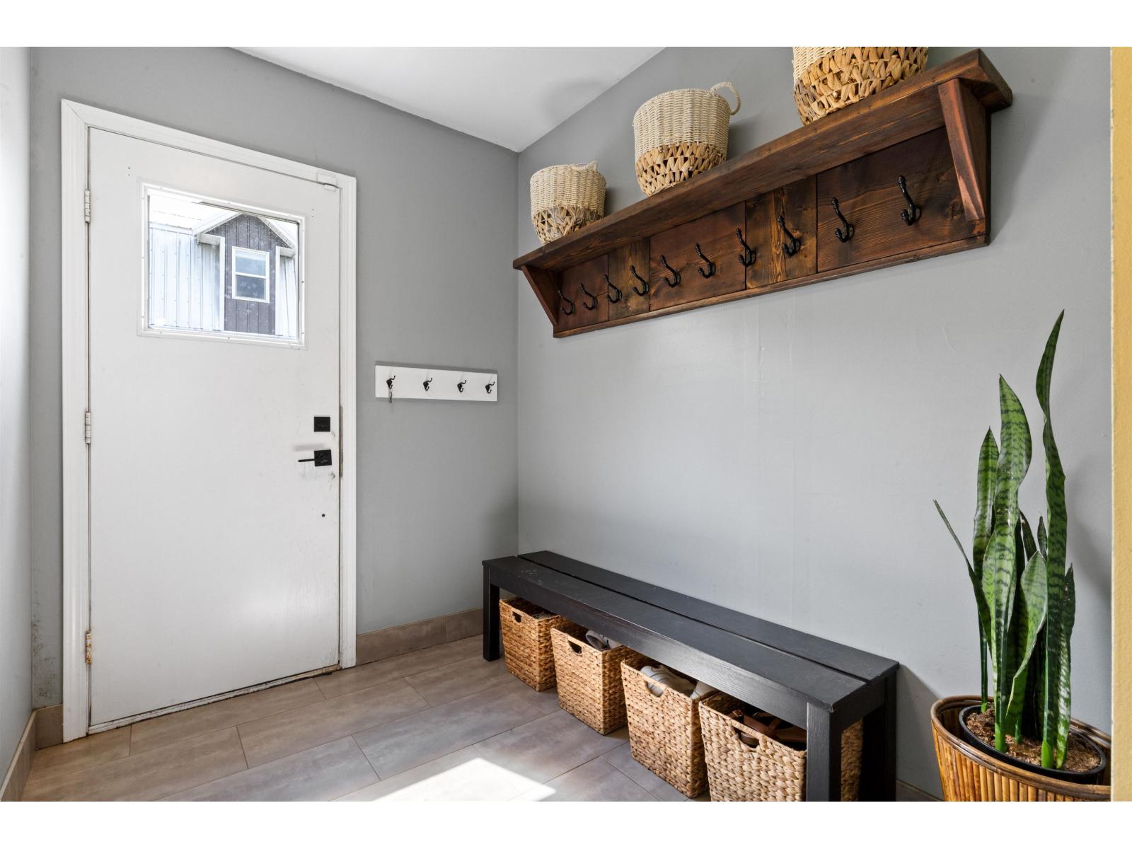 5702 SUMAS PRAIRIE ROAD|Greendale