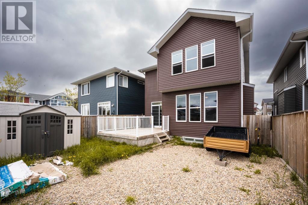 52 Redstone Park NE