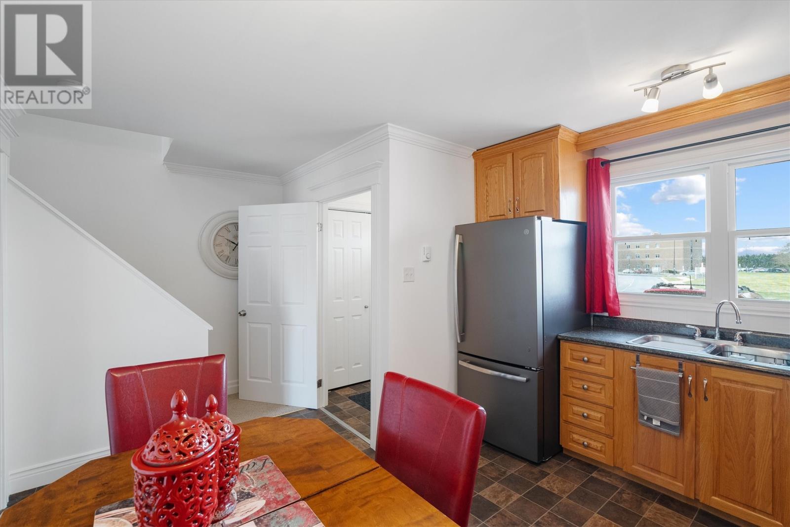 84 Newfoundland Drive