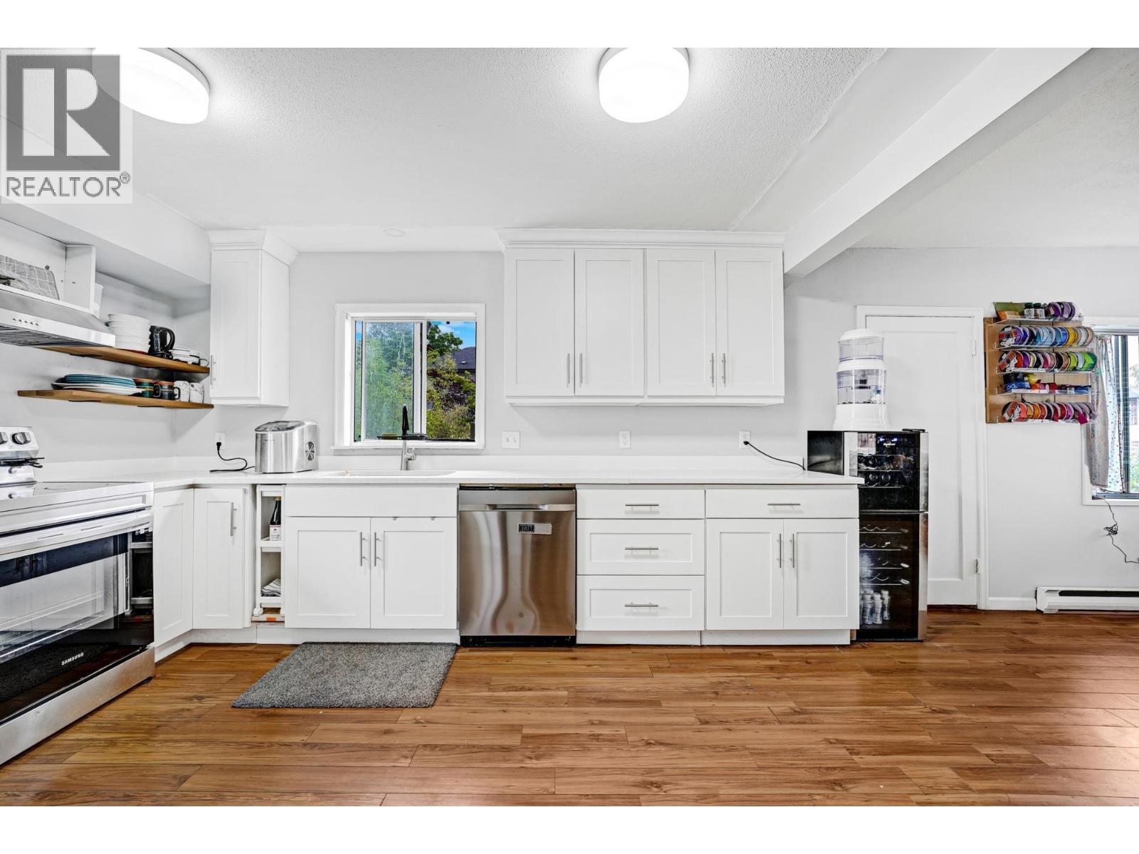 2015 FRASER AVENUE