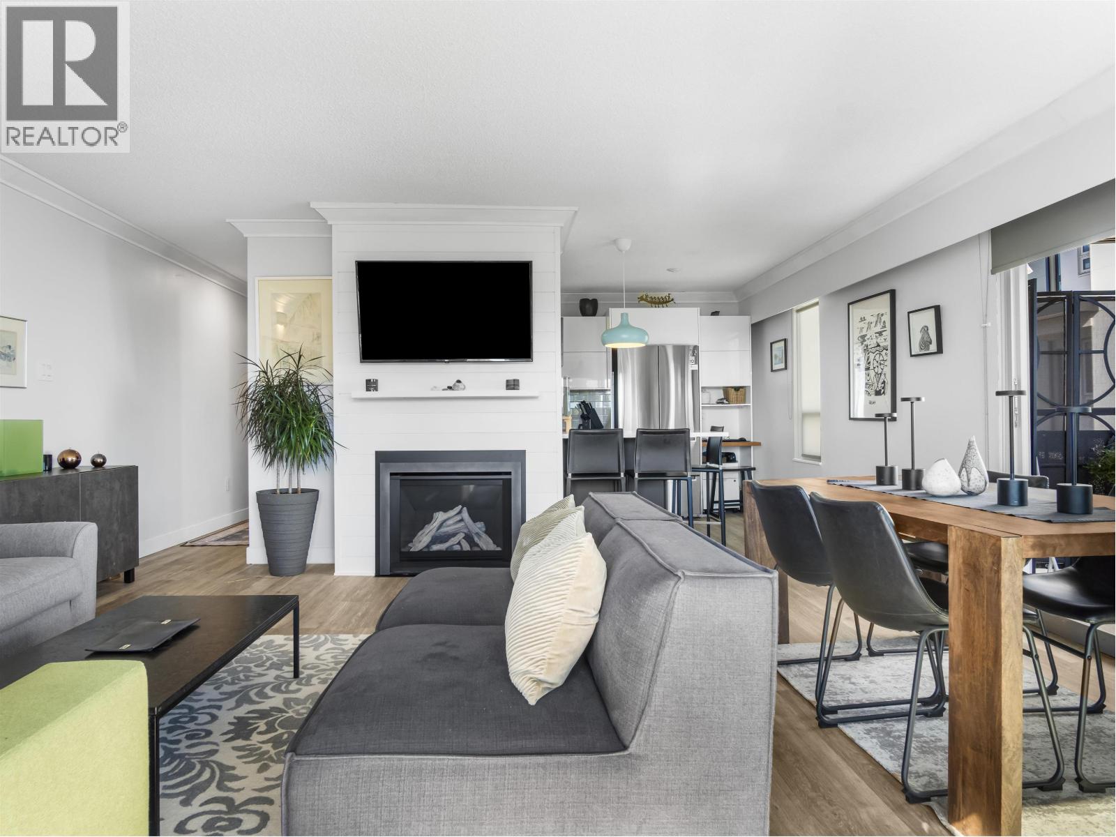 306 134 W 20TH STREET