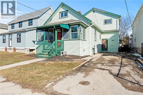 205 MITCHELL Street Port Colborne ON L3K1Y4