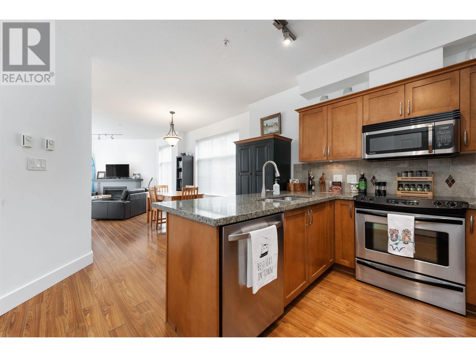 301 1336 MAIN STREET