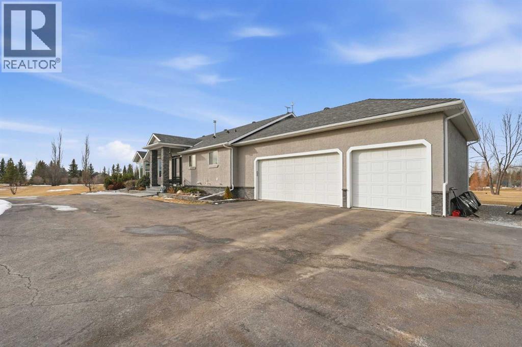24 Silvertip Drive