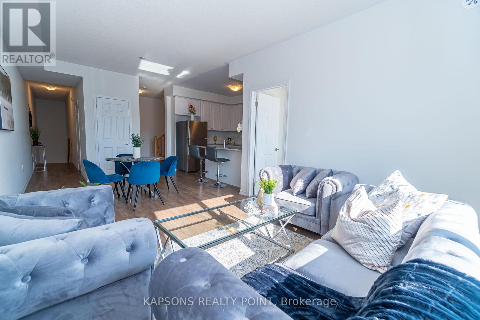 2 - 26 HUMBERWOOD BOULEVARD
