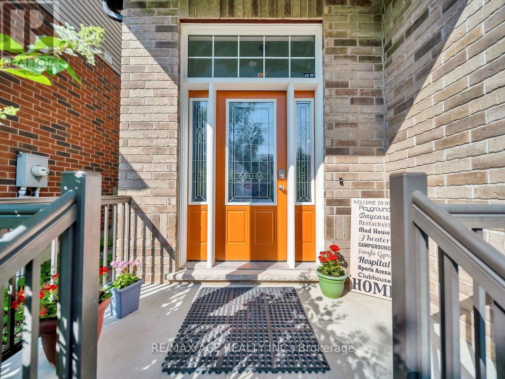 160 KEMP CRESCENT E