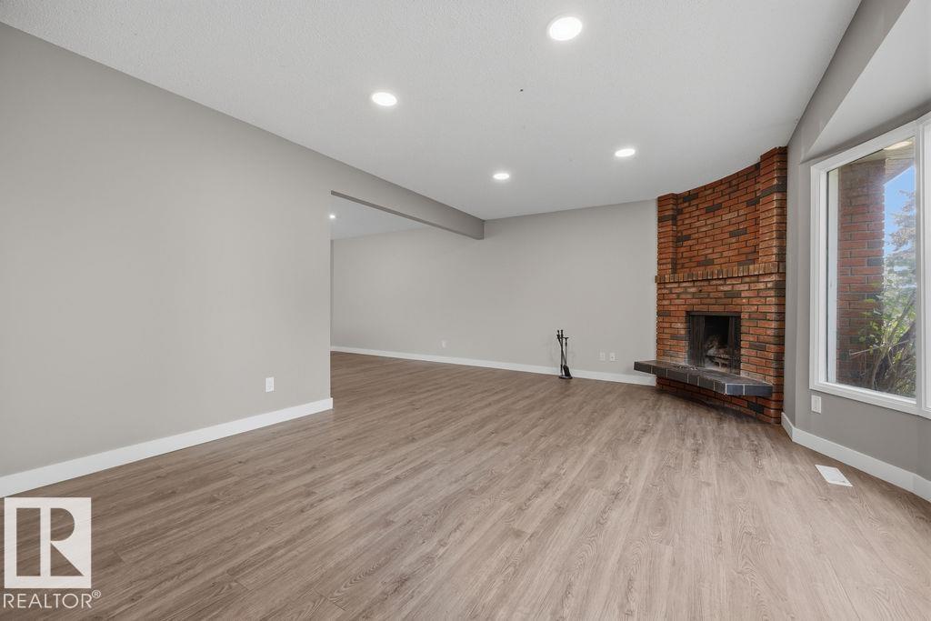 1291 LAKEWOOD RD W NW