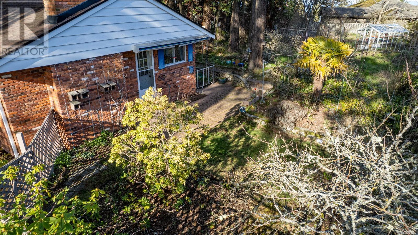 4799 Cordova Bay Rd