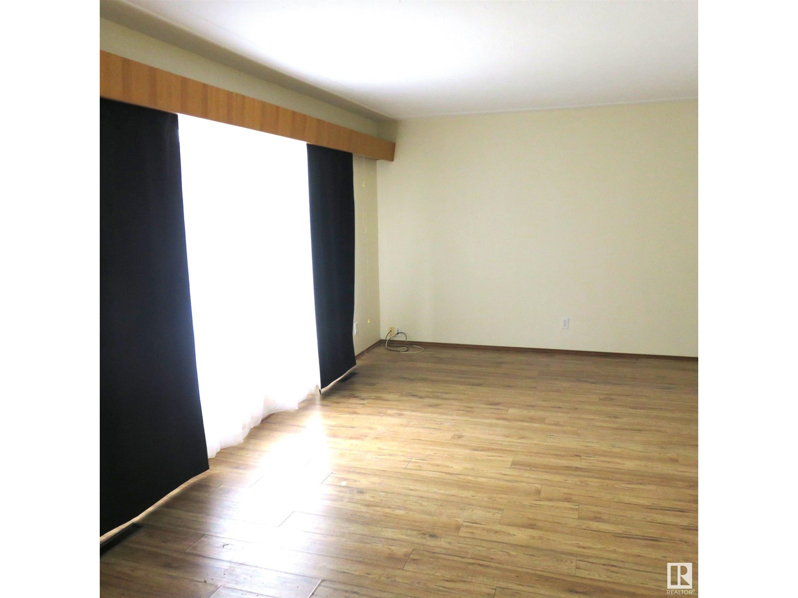 13719 118 AV NW