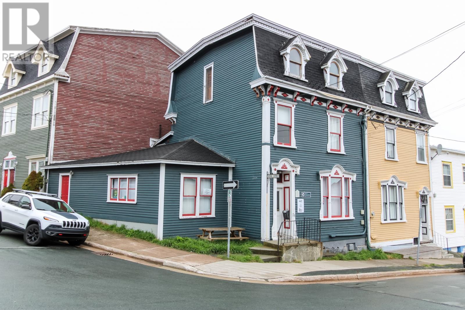 28 COCHRANE Street