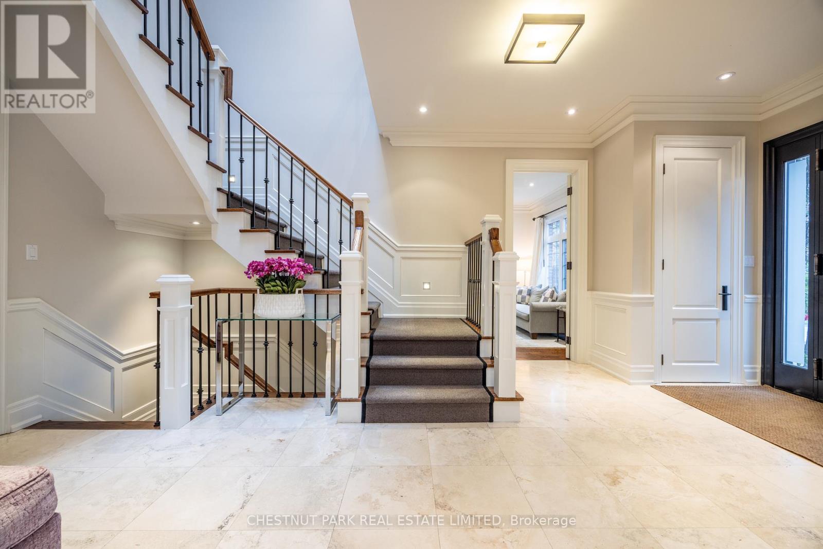 102 MILDENHALL ROAD