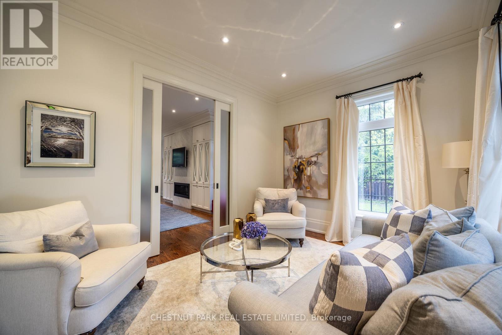 102 MILDENHALL ROAD