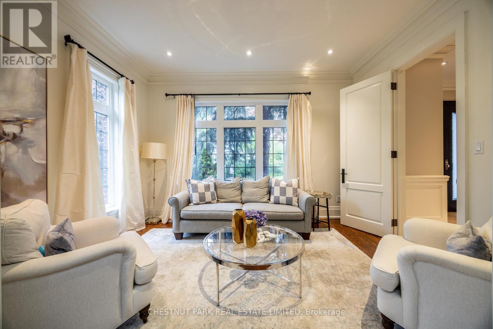 102 MILDENHALL ROAD