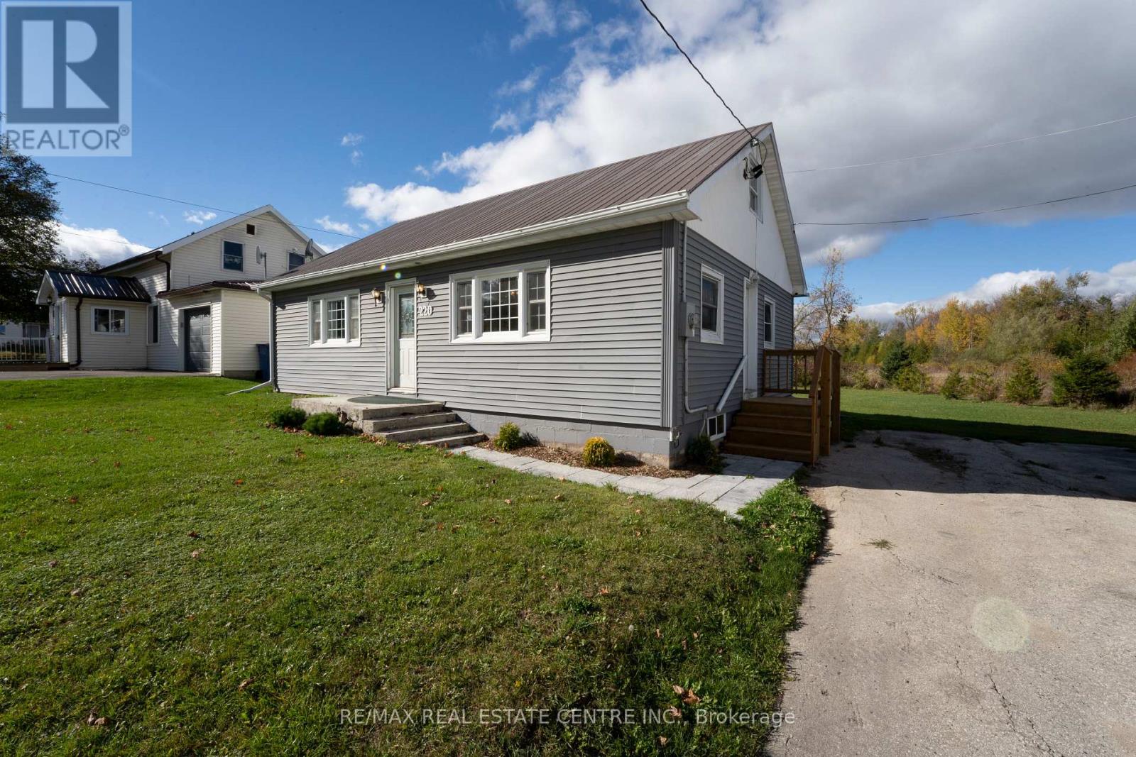 220 OWEN SOUND STREET