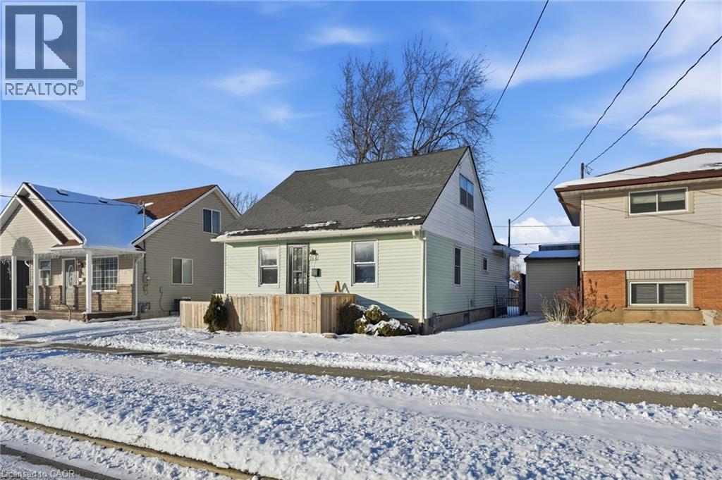 144 CATHERINE Street