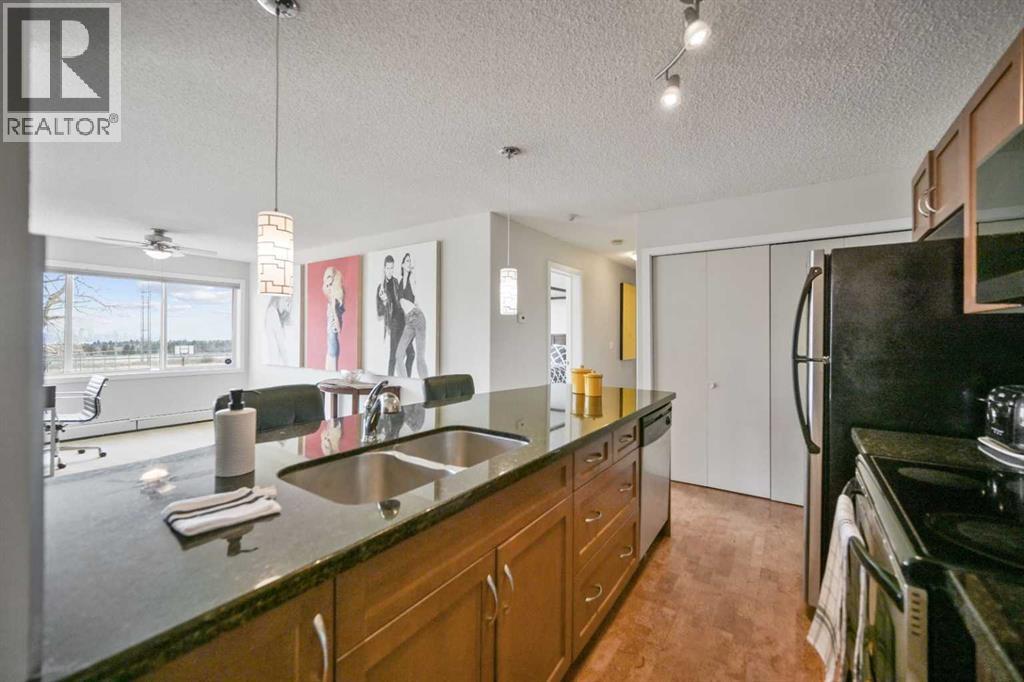 1, 226 Village Terrace SW