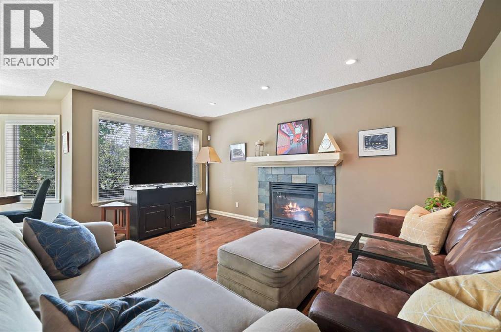 41 Strathridge Crescent SW