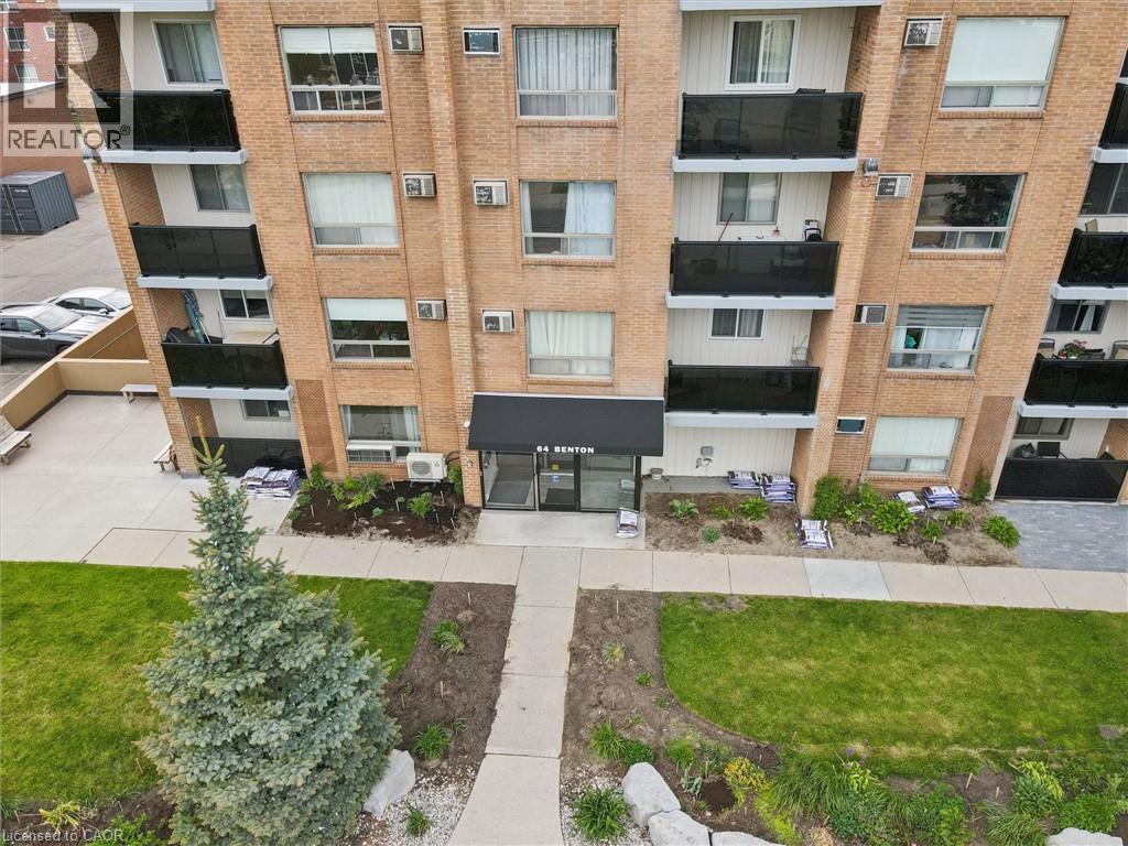 64 BENTON Street Unit# 304