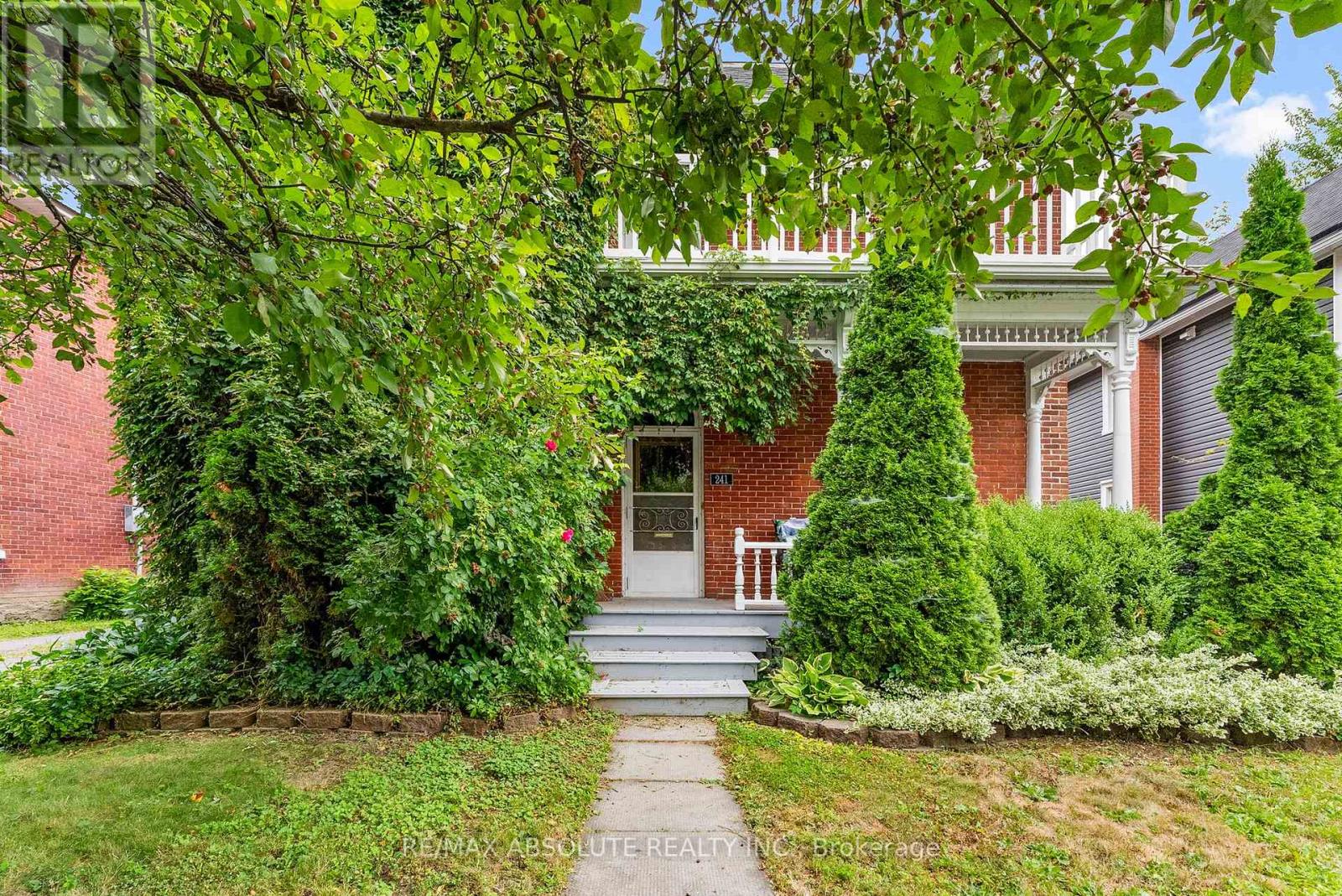241 JOHN STREET N