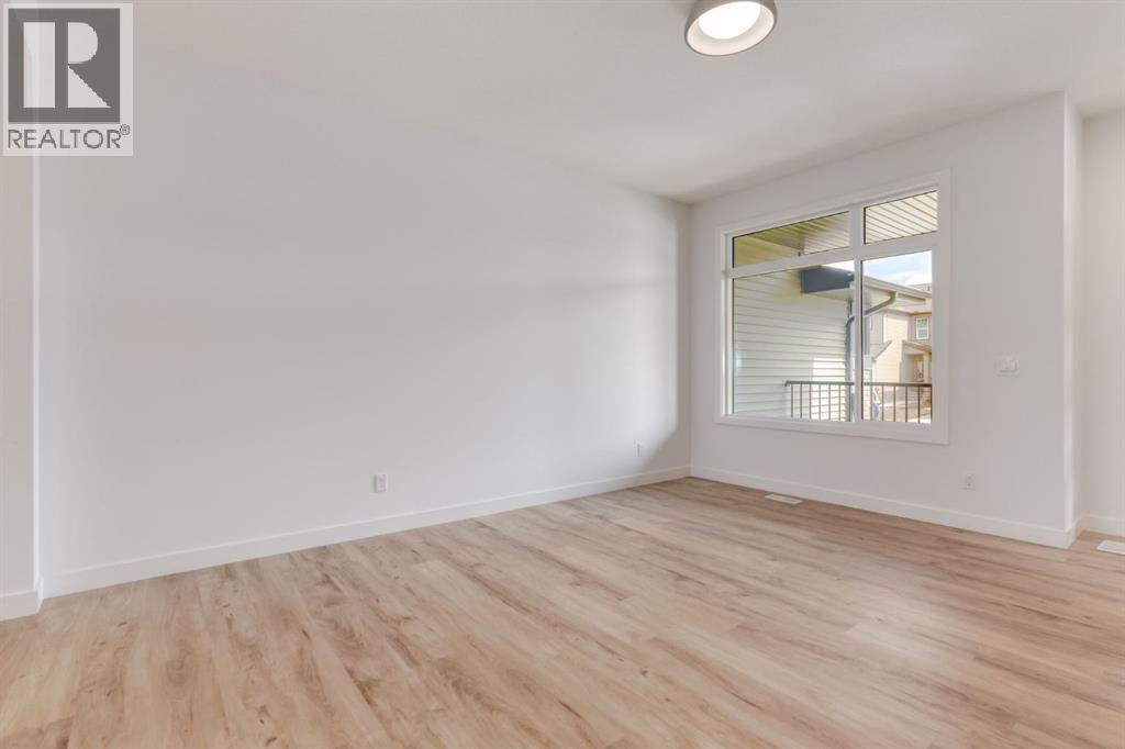 146 Belvedere Crescent SE