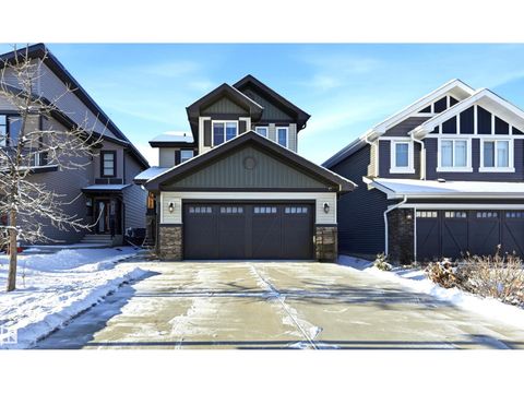 9720 223 ST NW Edmonton AB T5T7B7