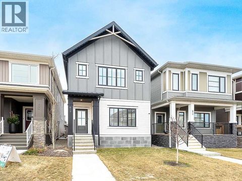 613 Lambeau Link SE Airdrie AB T4A3R2