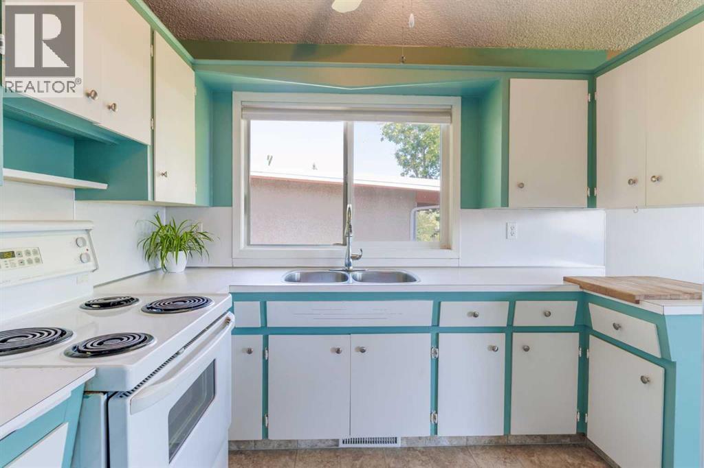 4440 Namaka Crescent NW