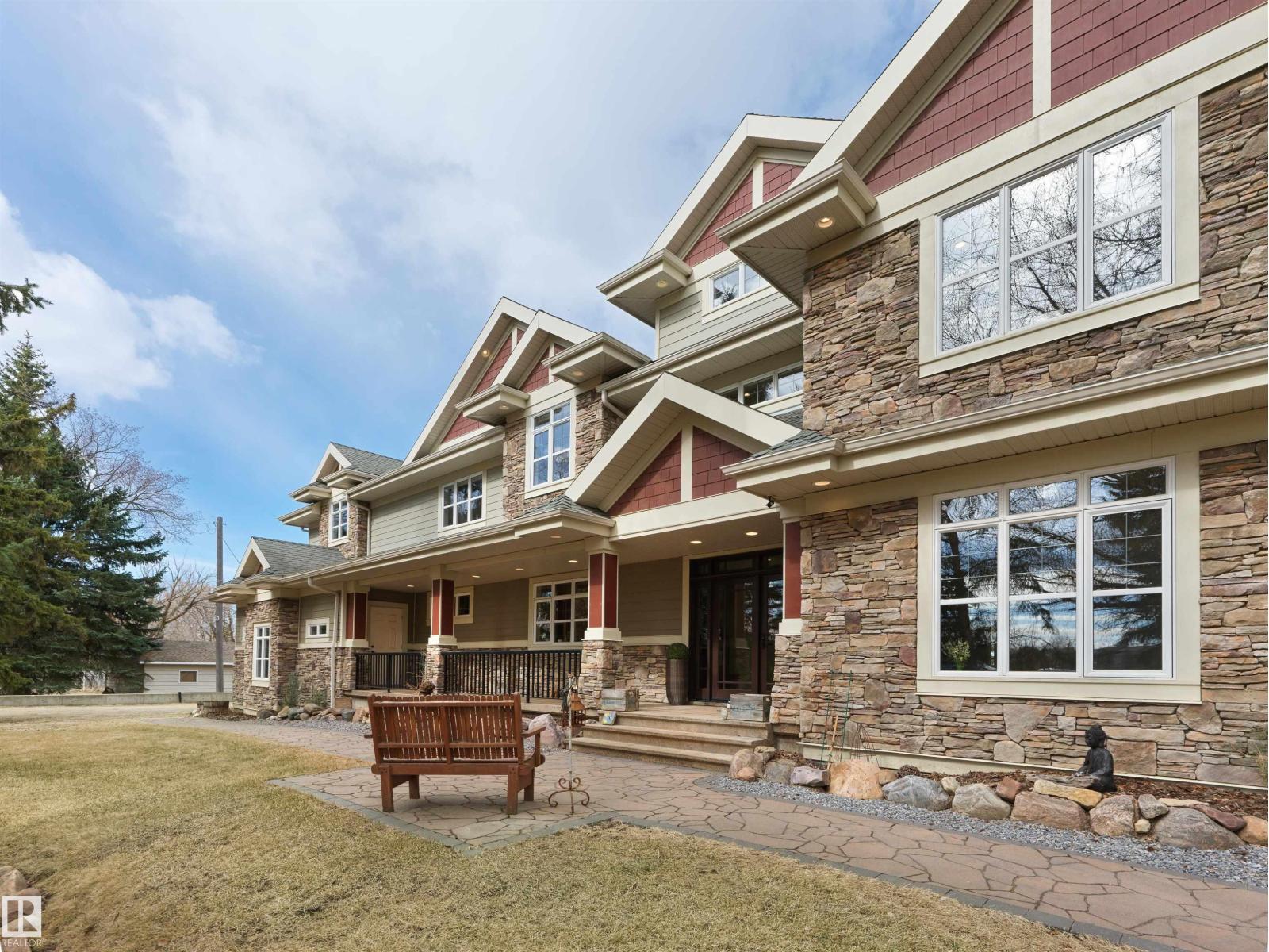 112 WINDERMERE DR NW