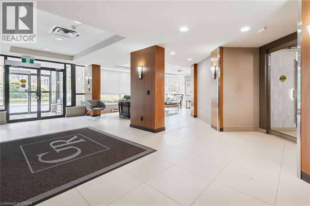 1276 MAPLE CROSSING Boulevard Unit# 611