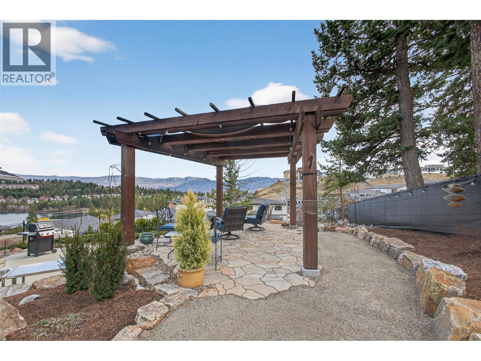 2478 Stone Grove Crescent
