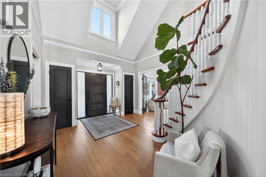 553 SANDBROOKE Court