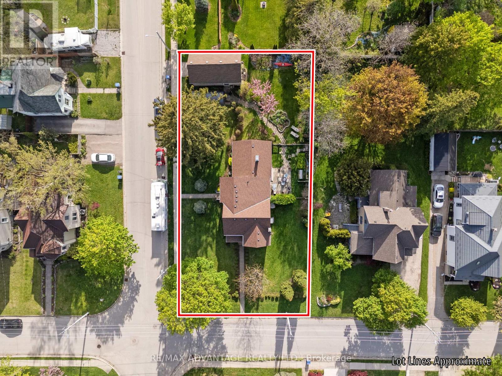 32 ST ANDREW STREET S