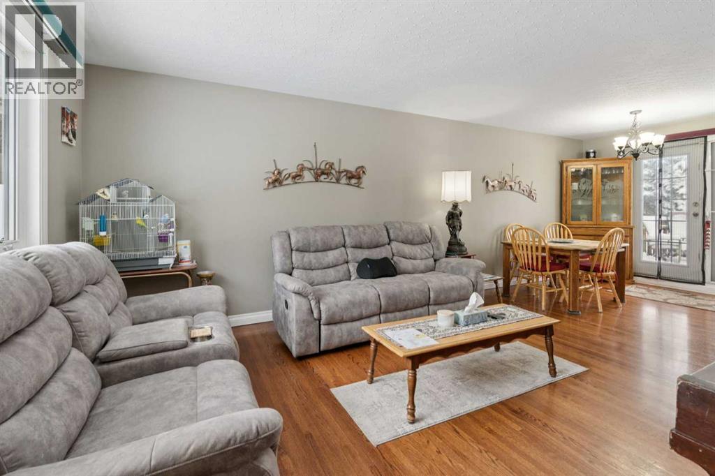 12 Westwood Crescent SW