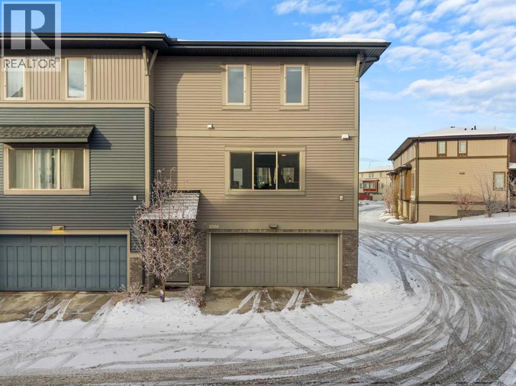 1006, 32 Horseshoe Crescent