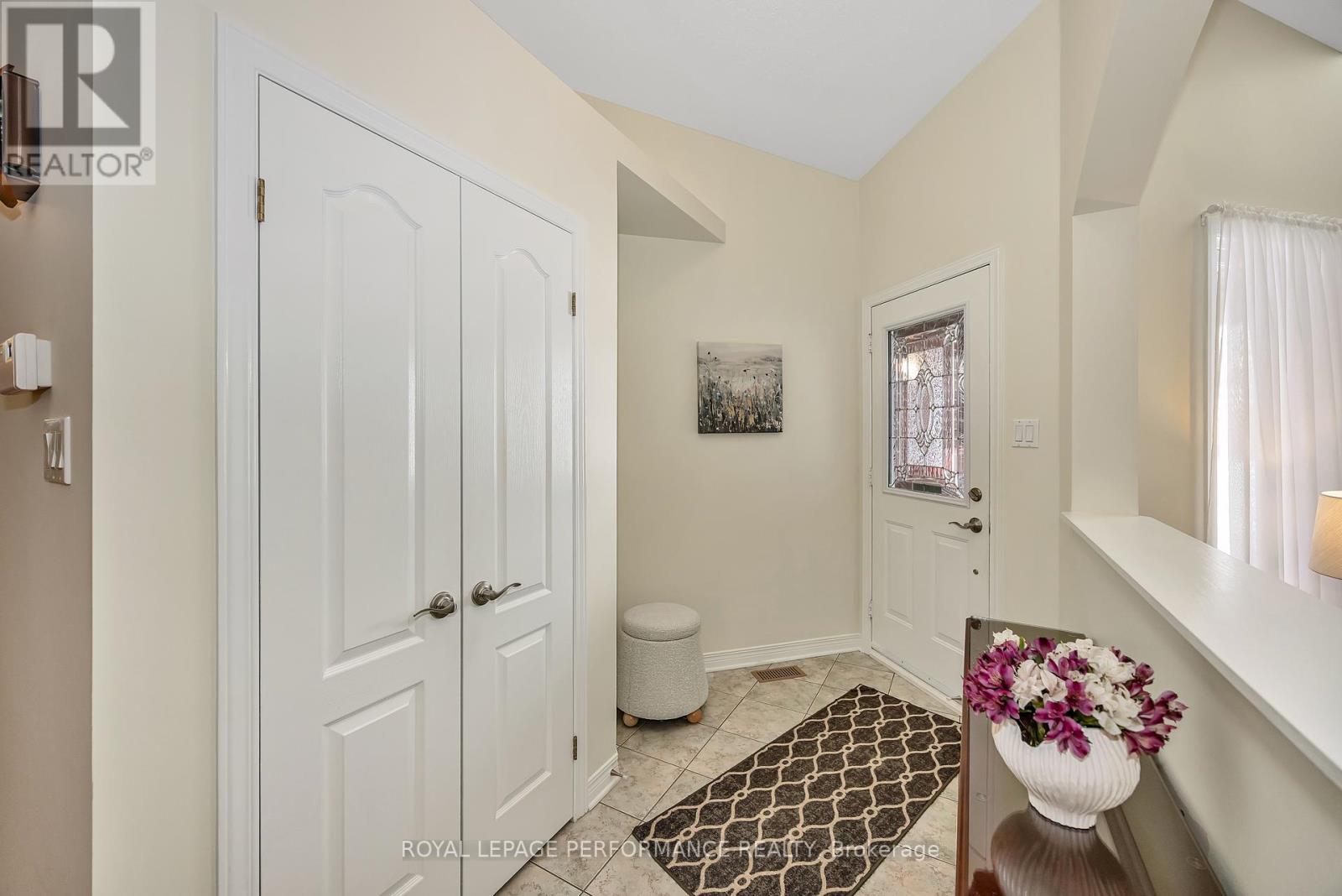 49 PEREGRINE CRESCENT