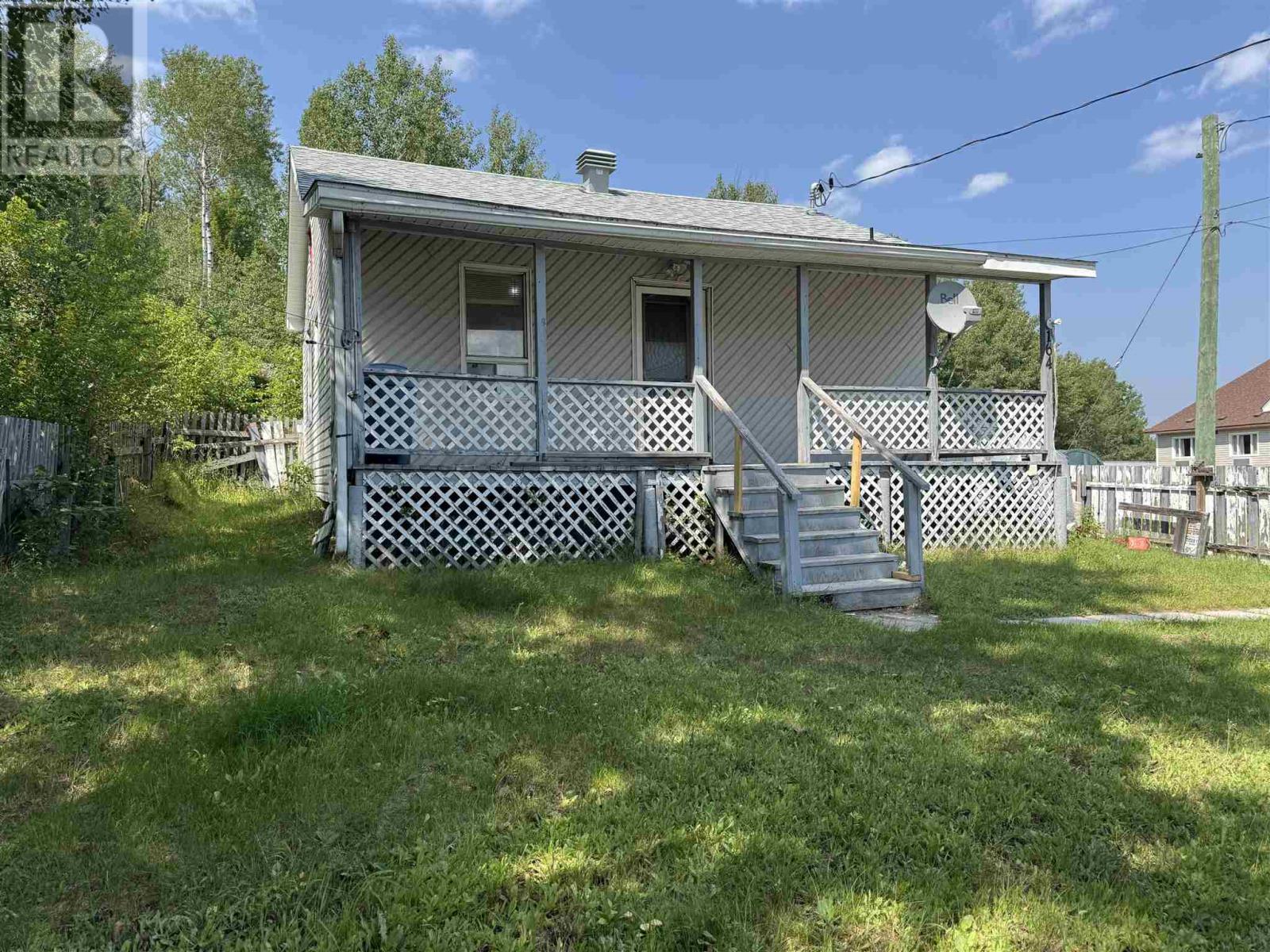 162 Martel RD - Photo 2