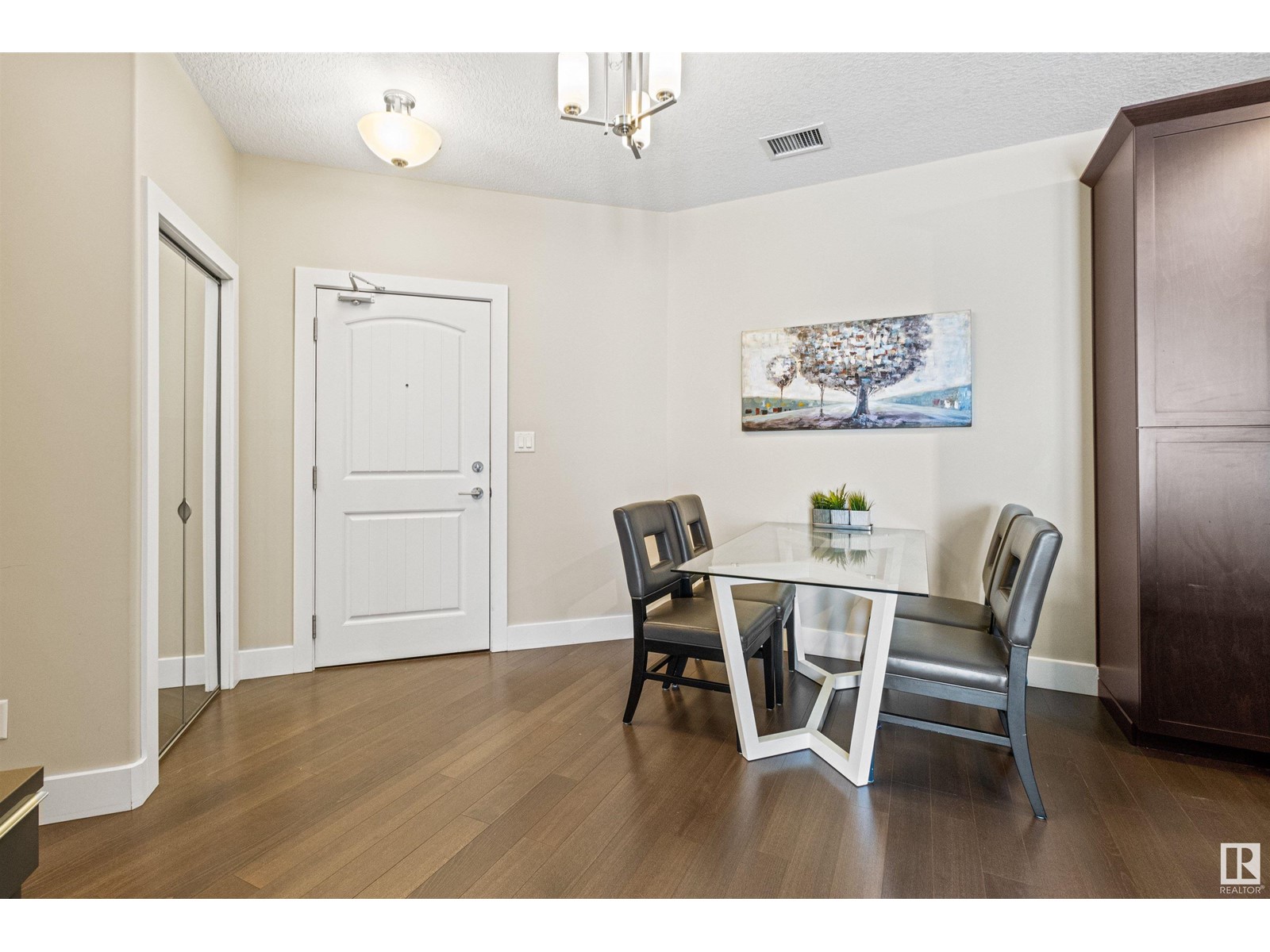 #237 6079 MAYNARD WY NW