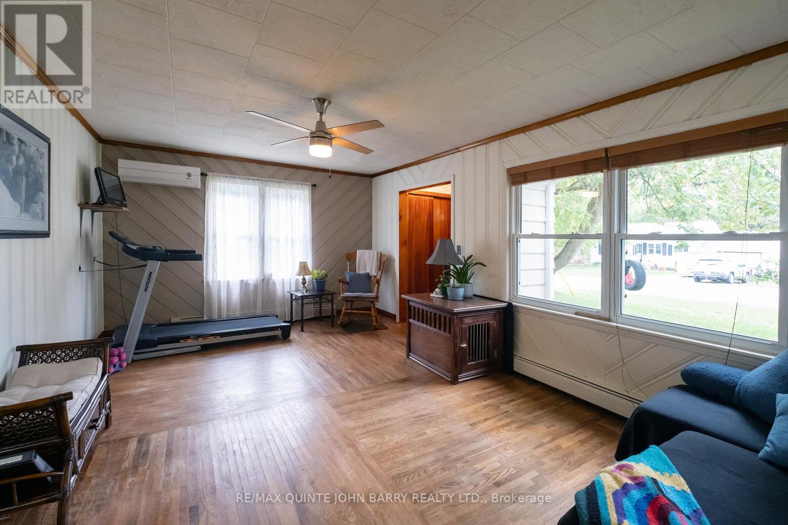 8 NORTH MALONEY STREET